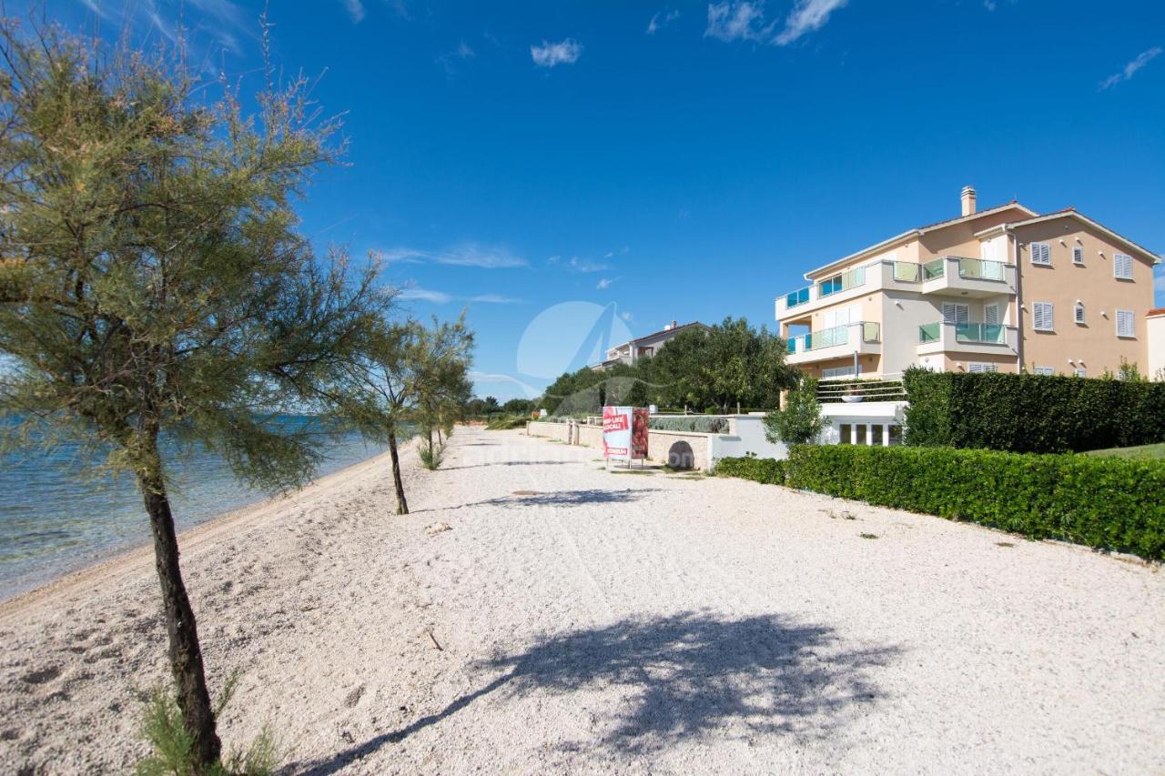 Apartments Citrine On The Beach Biograd Na Moru Eksteriør billede
