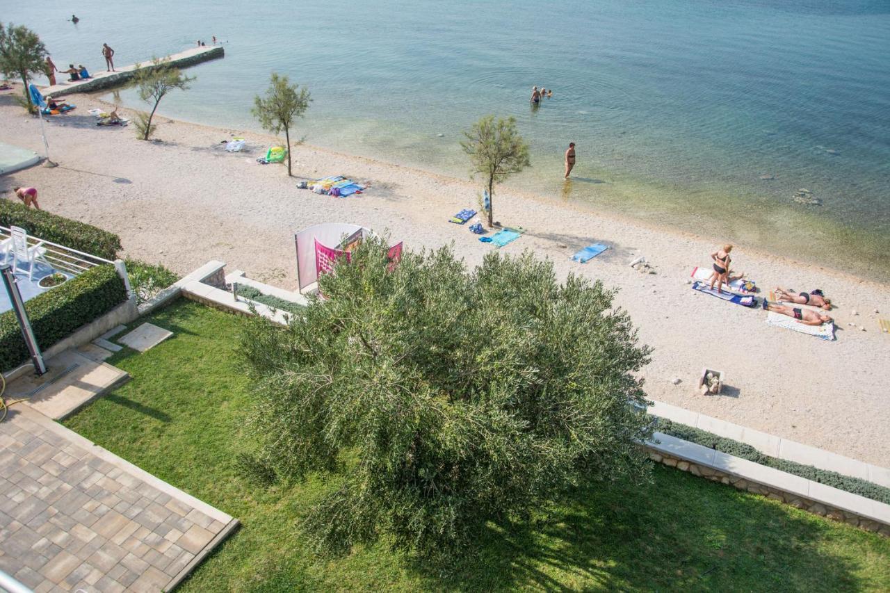Apartments Citrine On The Beach Biograd Na Moru Eksteriør billede