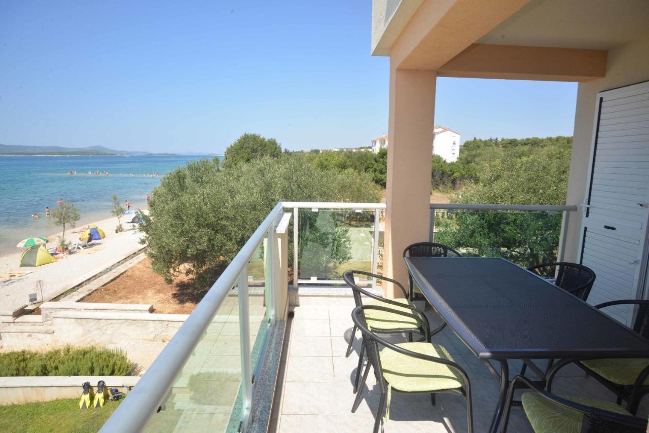 Apartments Citrine On The Beach Biograd Na Moru Eksteriør billede