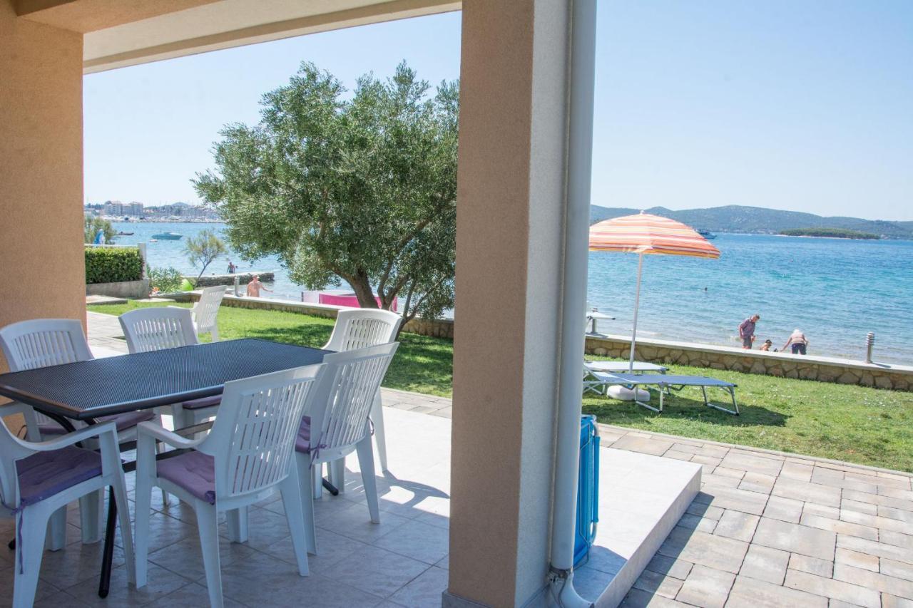 Apartments Citrine On The Beach Biograd Na Moru Eksteriør billede